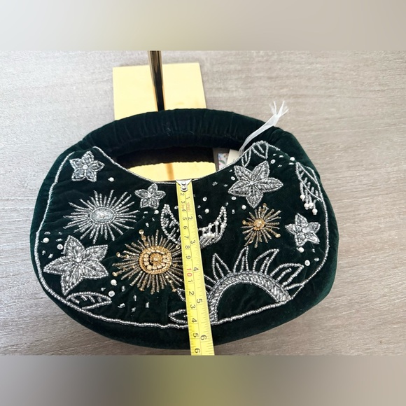 NWT T.J.Maxx Celestial Silver and Gold Beaded Wristlet in Dark Green Velour - Picture 6 of 7